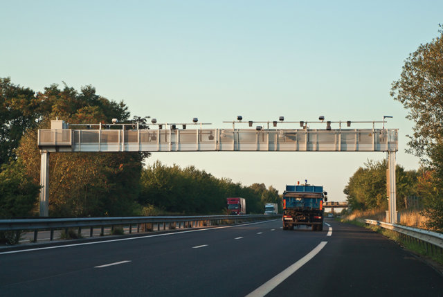 ÉCOTAXE POIDS LOURDS